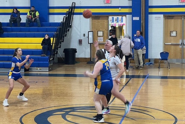 Eagles split in TCC&nbsp;tourney