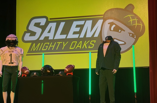 Salem CC kicks off&nbsp;football